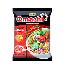 Zupki Makaron o smaku Wołowy lekko pikantne 79g OMACHI